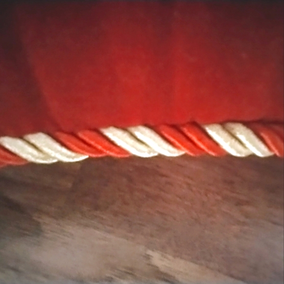 NWOT (3) Embroidered Holiday Pillow Set - Picture 9 of 11